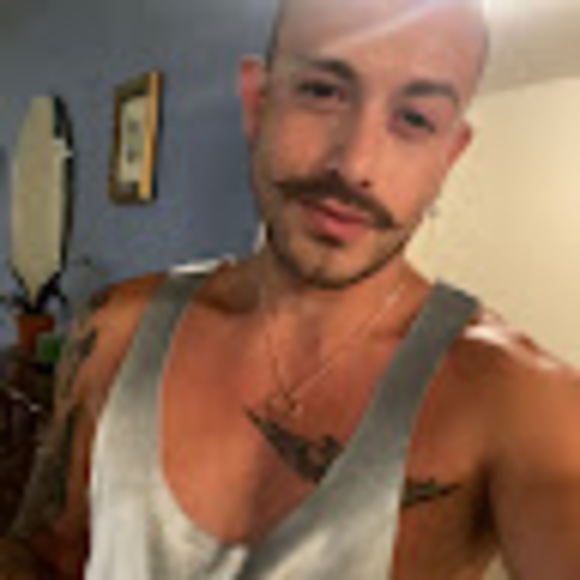 Meet your Posher, Daniel - Picture 1 of 1